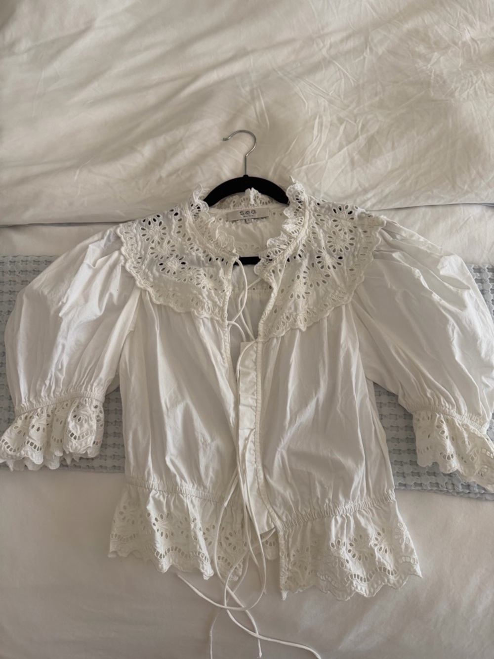 Sea New York White Eyelet Tie-Front Puff Sleeve Blouse - Picture 3 of 8